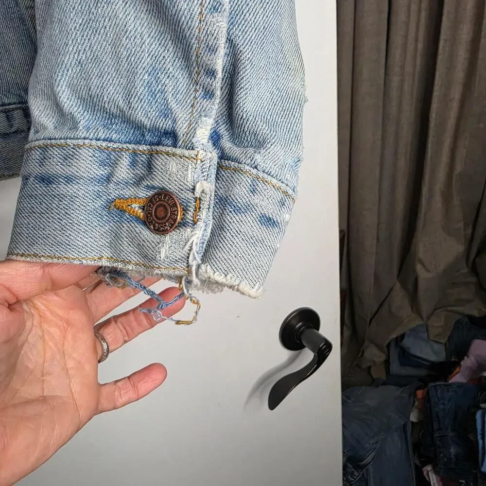1980's vintage Levi-s Men's Blue Jacket